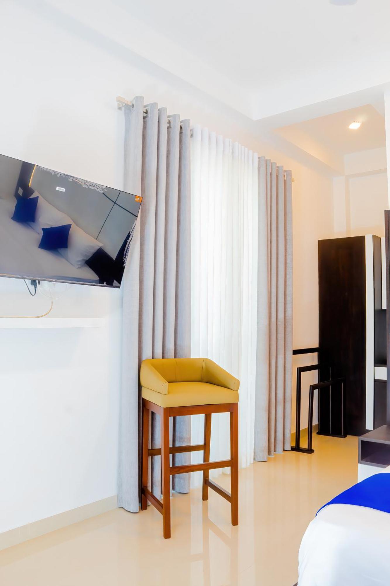 Ceylanro Transit Villa Негомбо Экстерьер фото